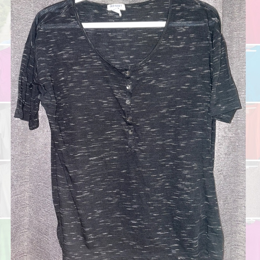 Old navy short sleeve blouse. Size medium